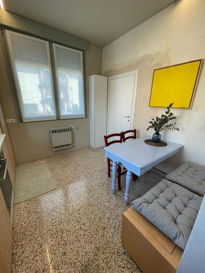 Apartamento La Mirage Desenzano del Garda Exterior foto